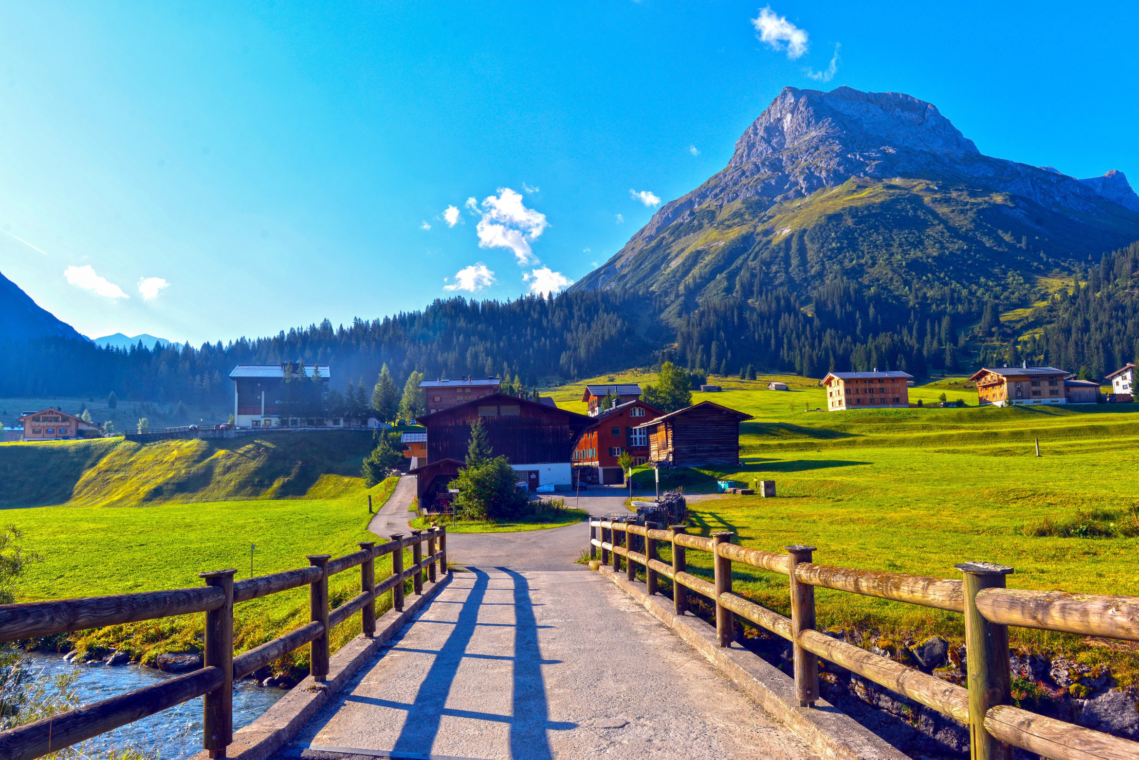 Lech (Vorarlberg), Österreich; Detektei Lech (Vorarlberg), Österreich, Detektiv Lech (Vorarlberg), Österreich, Privatdetektiv Lech (Vorarlberg), Österreich, Wirtschaftsdetektei Lech (Vorarlberg), Österreich