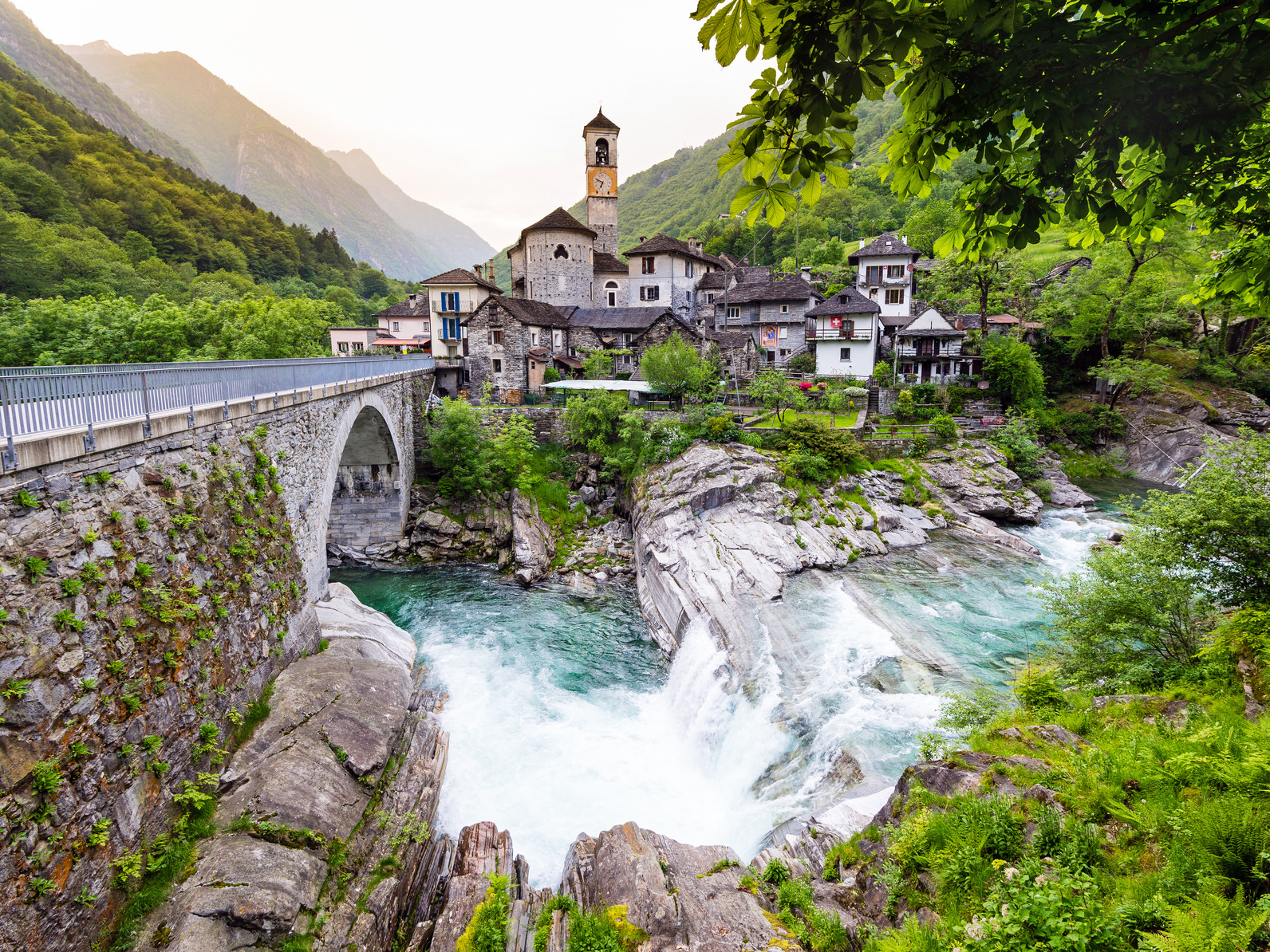 Lavertezzo im Valle Verzasca; Detektei Tessin, Detektiv Tessin, Privatdetektiv Tessin, Detektivbüro